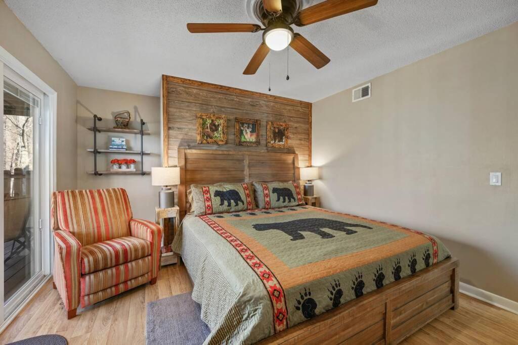 Happy Trails - Cobbly Nob Resort Home Gatlinburg Bagian luar foto