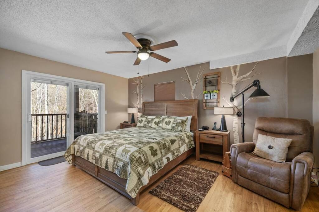 Happy Trails - Cobbly Nob Resort Home Gatlinburg Bagian luar foto